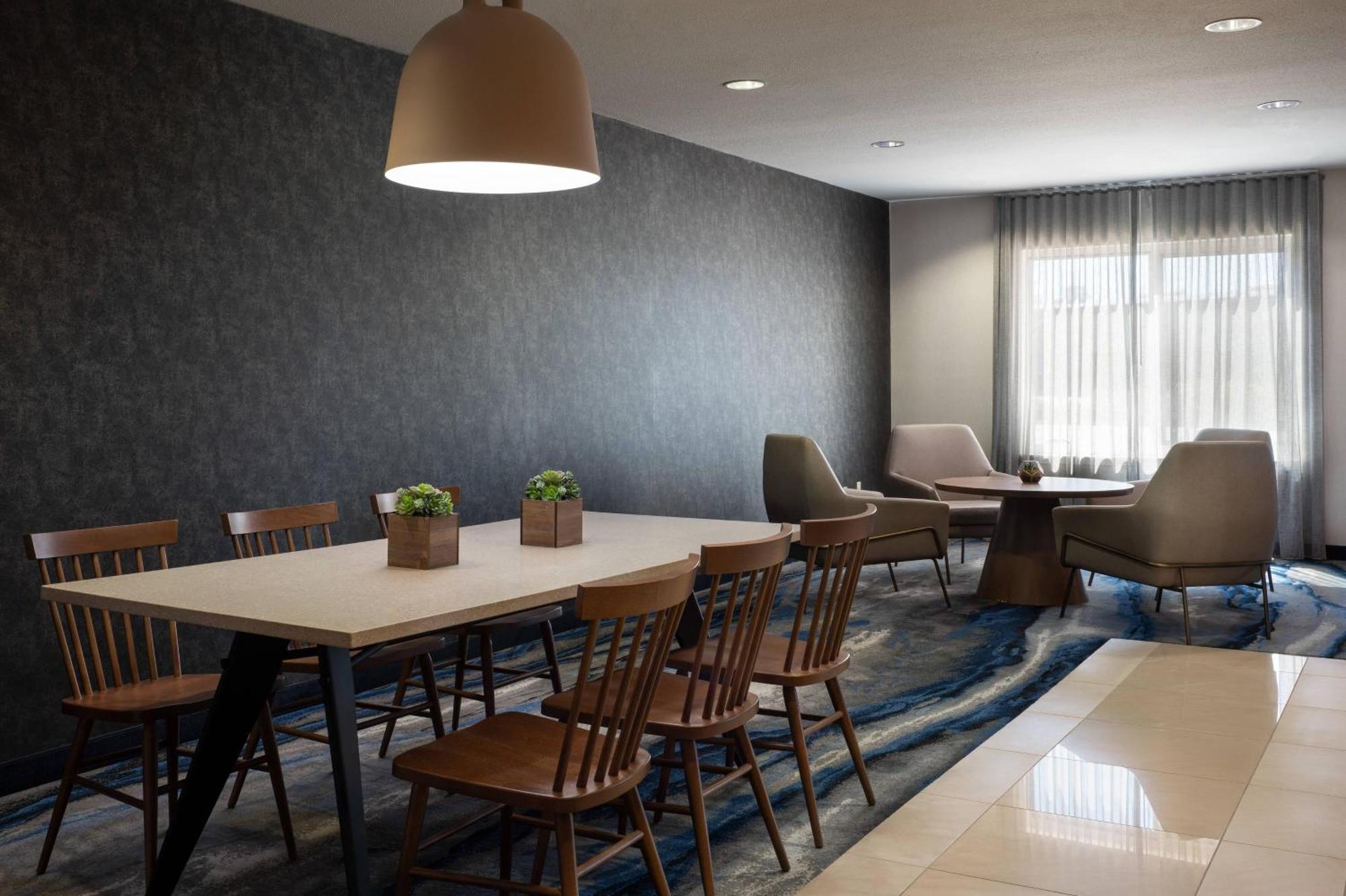 Fairfield Inn & Suites Redding Bagian luar foto